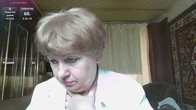 Snapshot of Casey_peach chatting on 04/23/26, 06:09 Casey peach online show from 04/23/26, 06:09
