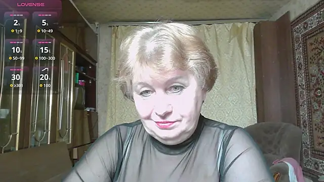 Snapshot of Casey_peach chatting on 04/01/26, 04:37 Casey peach online show from 04/01/26, 04:37