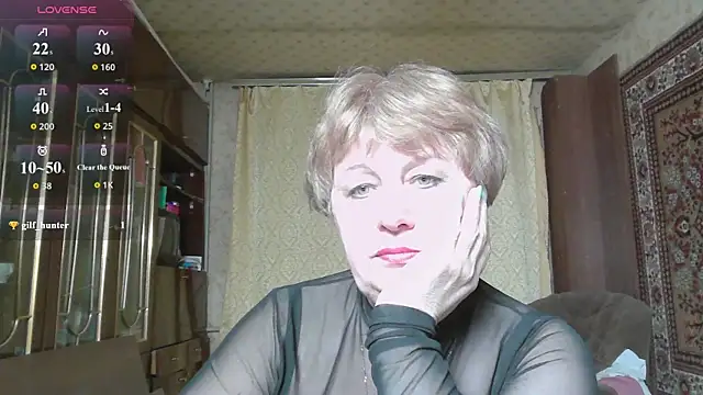 Snapshot of Casey_peach chatting on 05/01/26, 04:45 Casey peach online show from 05/01/26, 04:45