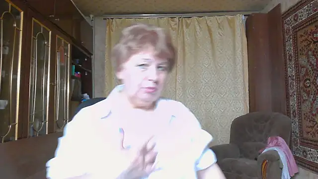 Snapshot of Casey_peach chatting on 05/17/26, 07:36 Casey peach online show from 05/17/26, 07:36