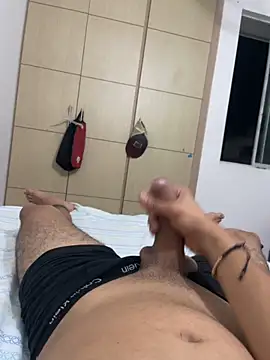 HotWhisper22 online show from 02/13/26, 01:49