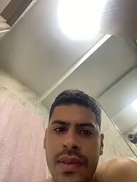 HotWhisper22 online show from 04/12/26, 12:30