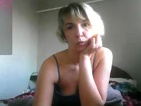 Lana Foxyy online show from 04/05/26, 03:51