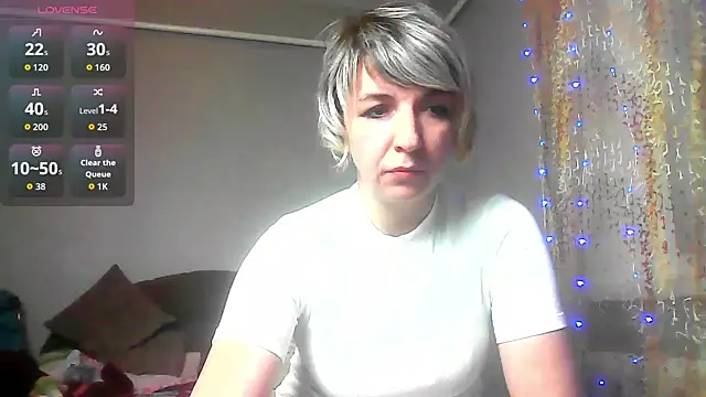 Lana Foxyy online show from 03/25/26, 07:46