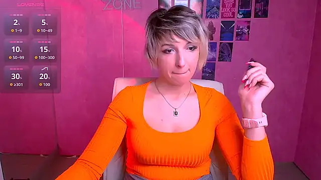 Lana Foxyy online show from 03/27/26, 12:28