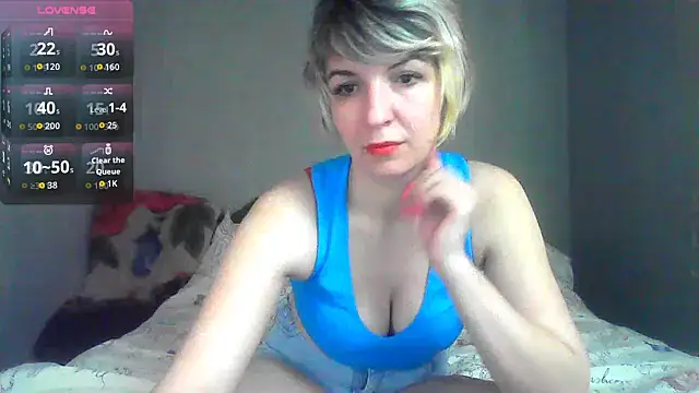 Lana Foxyy online show from 04/11/26, 08:18