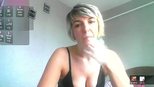 Lana Foxyy online show from 03/30/26, 09:11