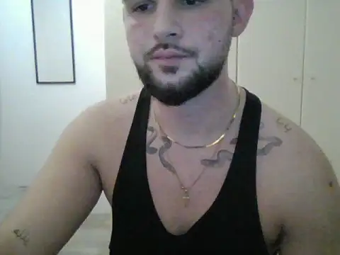 LunaFoxTip online show from 12/17/25, 08:25