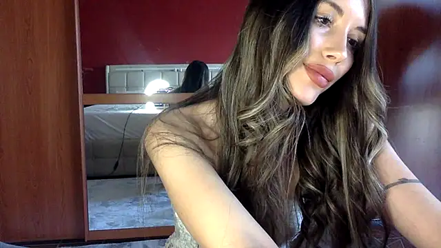 saphirafox online show from 03/23/26, 02:39