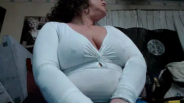 PrurientKitty online show from 03/23/25, 05:54