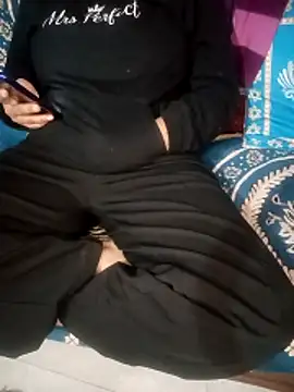 Sofia-111 online show from 02/18/26, 12:23