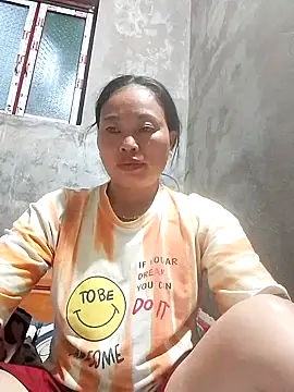 Snapshot of Maikha08 chatting on 07/10/26, 10:32 Maikha08 online show from 07/10/26, 10:32