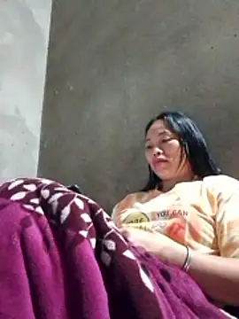 Snapshot of Maikha08 chatting on 05/09/26, 11:13 Maikha08 online show from 05/09/26, 11:13