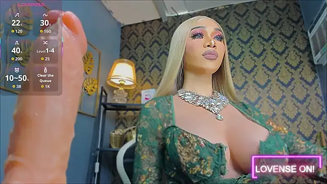 CelinaWintour online show from 01/06/26, 07:23