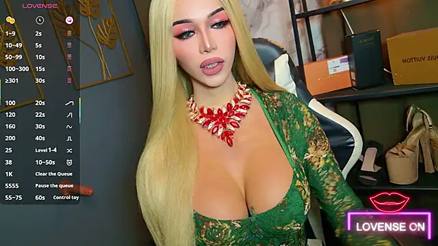 CelinaWintour online show from 03/17/26, 04:04