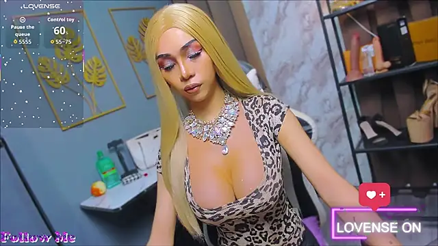 CelinaWintour online show from 02/24/26, 05:47