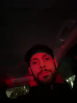 xbear00 online show from 12/18/25, 11:41