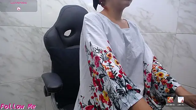 kyra jeet online show from 03/12/26, 01:26