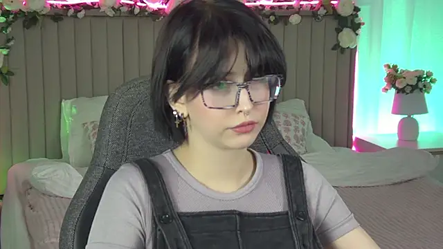 ElenaSomerhalder online show from 01/13/26, 09:57