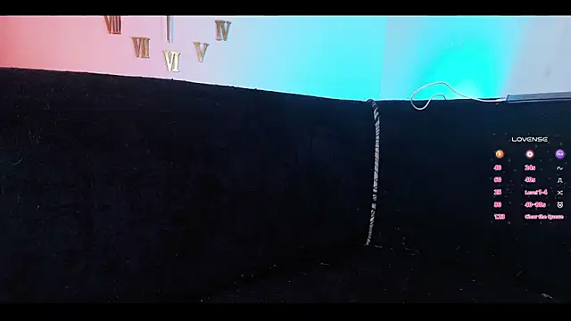 sofitabares  online show from 04/14/26, 09:31