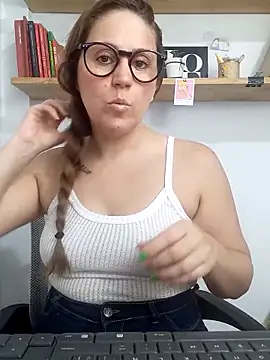 SofiEsteves online show from 03/28/26, 01:23