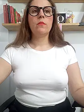 SofiEsteves online show from 04/09/26, 12:33