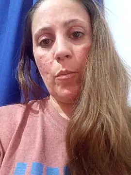 SofiEsteves online show from 12/18/25, 01:44