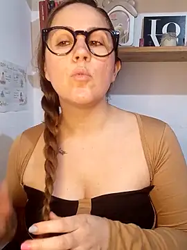 SofiEsteves online show from 06/02/26, 01:11