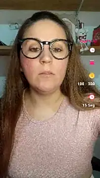 Snapshot of SofiEsteves chatting on 07/14/26, 04:35 SofiEsteves online show from 07/14/26, 04:35
