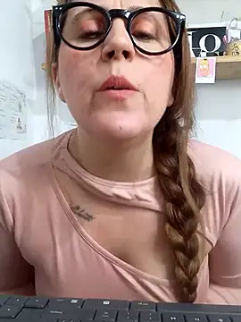 SofiEsteves online show from 04/08/26, 12:39