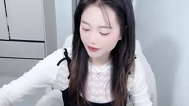 Amireux-8 online show from 02/10/26, 12:04