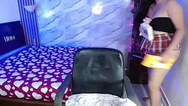 latin mommy  online show from 02/05/26, 01:07