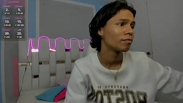 AndyKings 1 online show from 12/20/25, 03:53