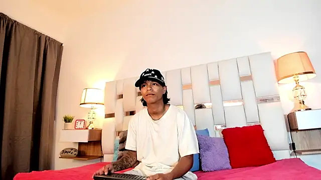 AndyKings 1 online show from 04/11/26, 03:03