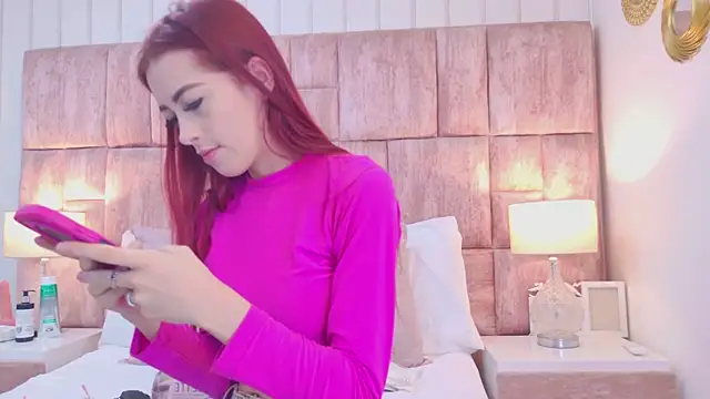 Snapshot of ScarlettFoox chatting on 03/24/26, 12:05 ScarlettFoox online show from 03/24/26, 12:05