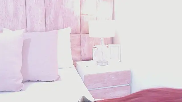 Snapshot of ScarlettFoox chatting on 02/04/26, 06:36 ScarlettFoox online show from 02/04/26, 06:36