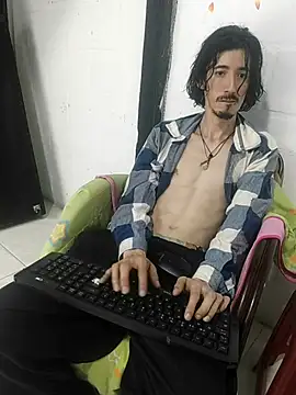 sk8-boy online show from 04/12/26, 04:10