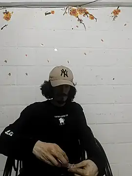 sk8-boy online show from 03/20/26, 02:56