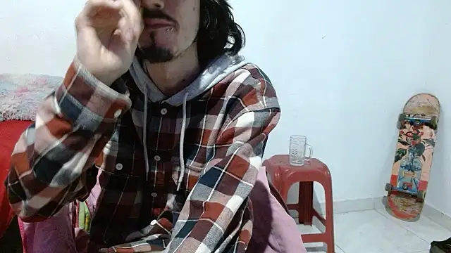 sk8-boy online show from 07/05/26, 01:07