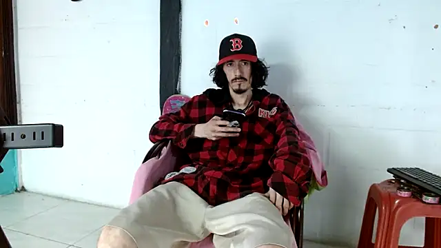 sk8-boy online show from 03/10/26, 01:48