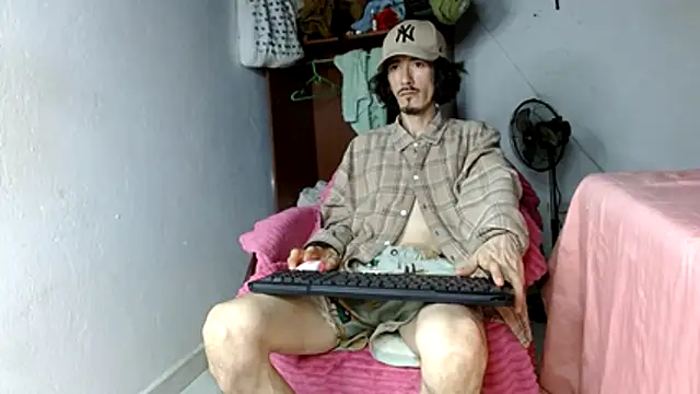 sk8-boy online show from 04/05/26, 02:46