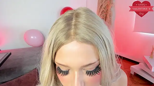 Amelie Wine online show from 02/14/26, 03:56