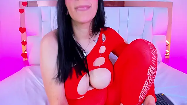 Snapshot of CamilleJuicy_ chatting on 05/28/26, 12:55 CamilleJuicy online show from 05/28/26, 12:55