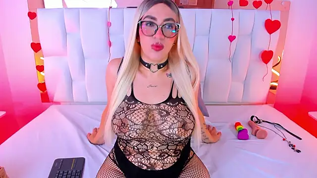CamilleJuicy  online show from 02/22/26, 12:29