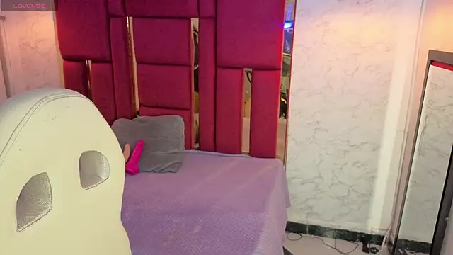 Snapshot of morgana_white chatting on 02/07/26, 06:49 morgana white online show from 02/07/26, 06:49