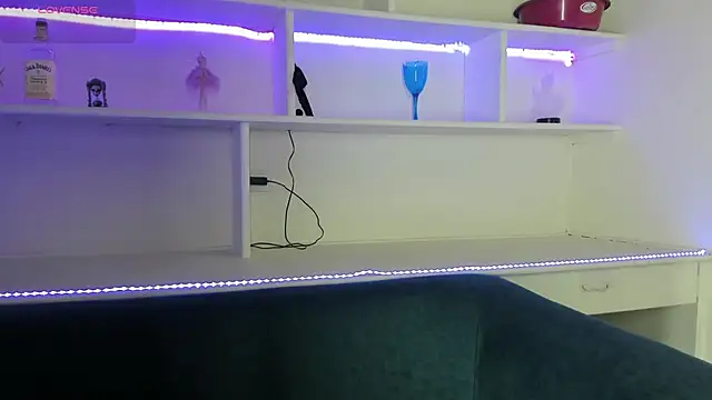 Snapshot of morgana_white chatting on 02/25/26, 11:21 morgana white online show from 02/25/26, 11:21