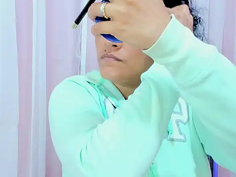 Bianca slut1 online show from 01/11/26, 01:07