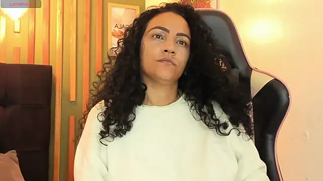 Bianca slut1 online show from 04/15/26, 11:27