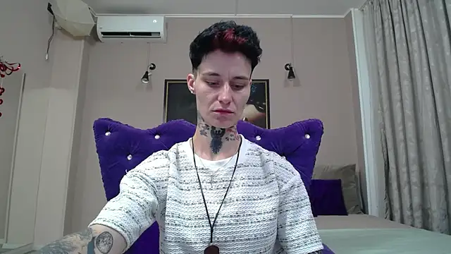 Snapshot of KennyXSX chatting on 07/02/26, 02:01 KennyXSX online show from 07/02/26, 02:01