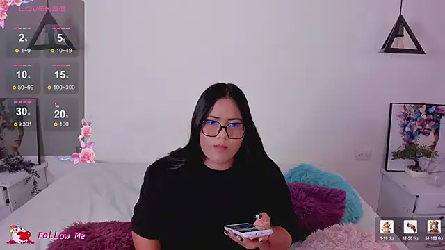 Briana Goldd online show from 05/03/26, 03:11